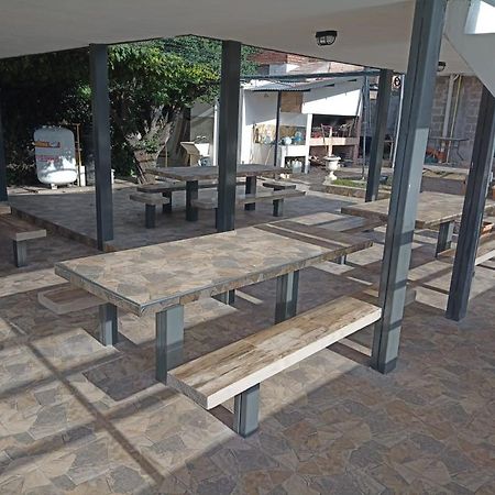 La Posta Del Vasco Apartman Tanti Kültér fotó